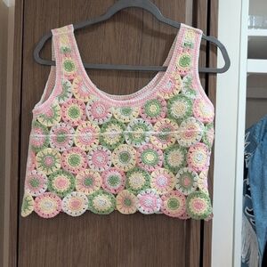 Crochet Floral Pattern Tank Top
